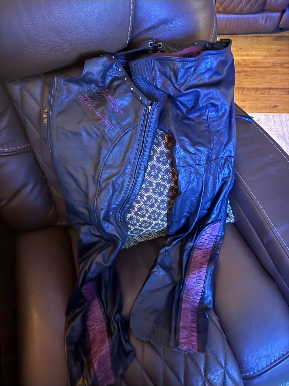 Harley-Davidson Black Leather chaps with Purple Trim